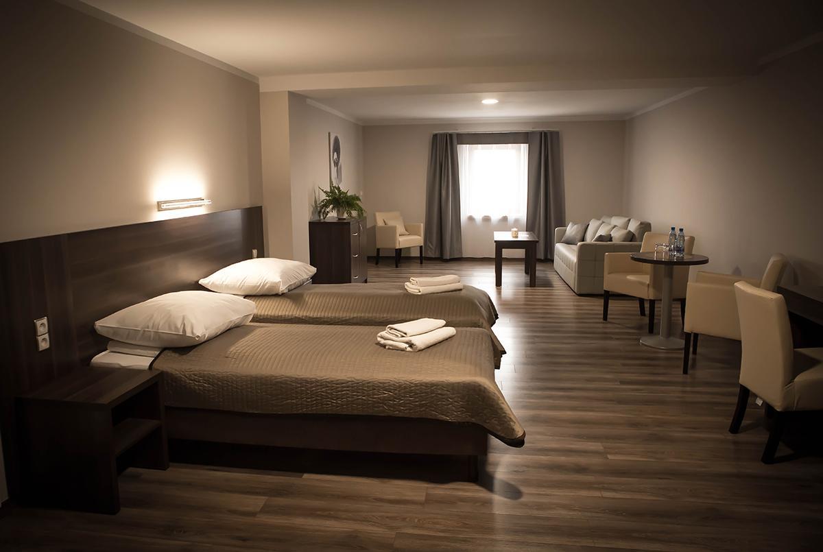 Apartamentowiec Kuzniar Kostrzyn nad Odra Bagian luar foto